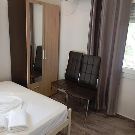 Cristi * Скала-Рахониу